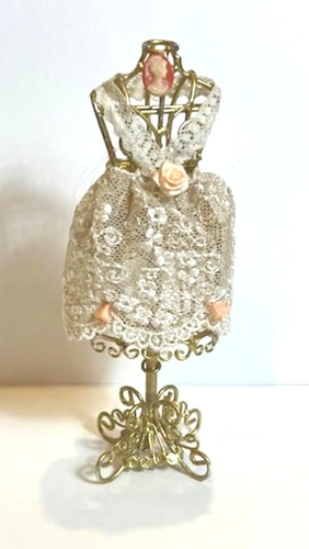 Mannequin Dressed in Lace, Gold